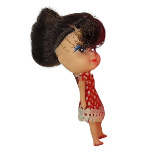 2.5" Vintage Teeny Tiny Mod Miniature Kiddle Doll With Blue Eye Shadow - Picture 2 of 9